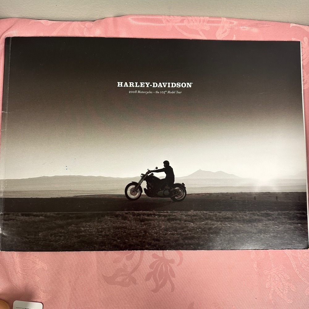 Harley-Davidson 2008 Motorcycles 105th Anniversary Catalog Brochure 99360-08V